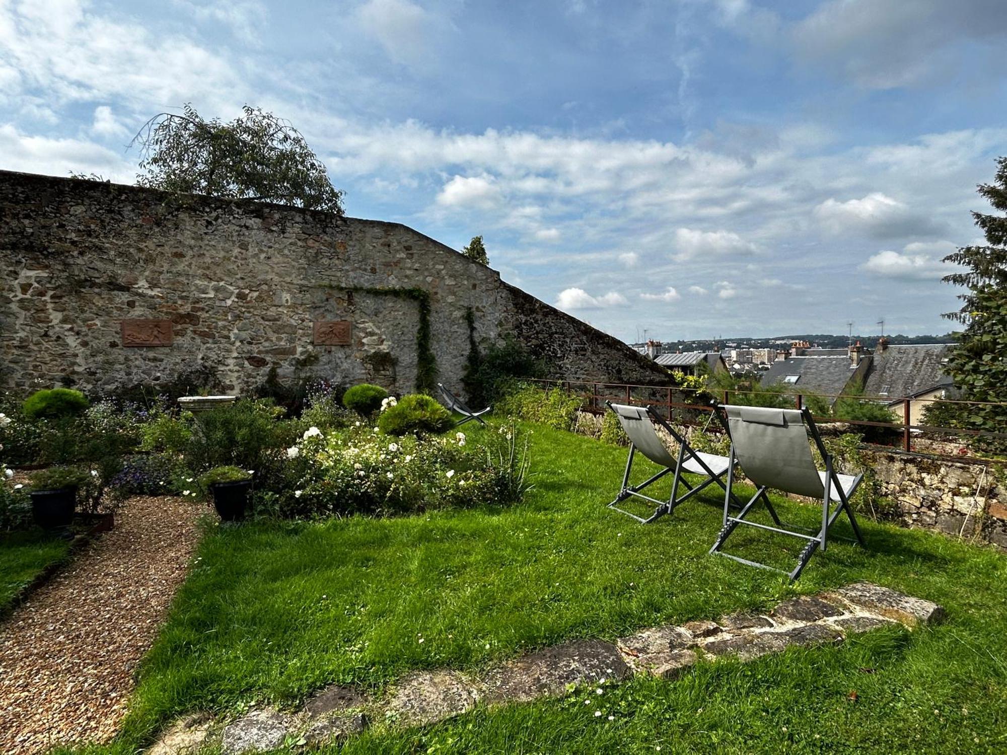 Demeure Jousset Des Berries Appartement Le Mans Buitenkant foto